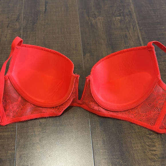 Lace Push-Up Bra Set - Red and Black - Picture 5 of 5